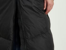 Пуховик с воротником-стойкой