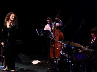 Билеты на Посвящение легендам: От Синатры до Хьюстон (Концертный зал у Финляндского) / Концерт | Афиша | ИнфоТаймс