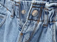 Джинсы для маленькой девочки