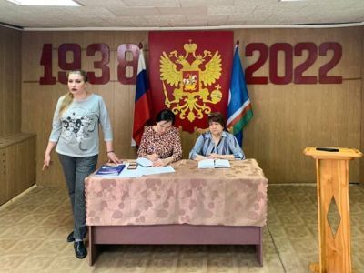 В исправительном центре Ленска специалисты рассказали осужденным о ситуации на рынке труда