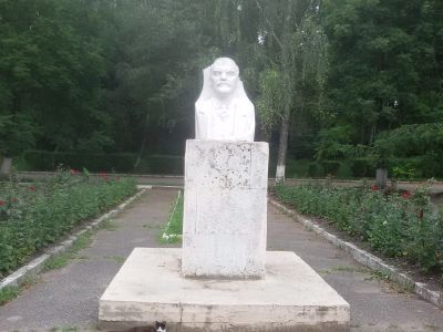 Бюст В.И. Ленина