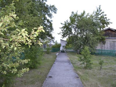 «Братская могила борцов за установление Советской власти»