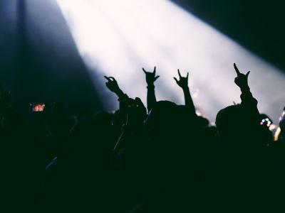 Билеты на Atomic Cellos. Рок-хиты на виолончелях (Дом журналиста) / Концерт | Афиша | ИнфоТаймс