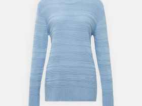 Джемпер приталенного силуэта