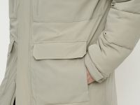 Утепленное полупальто с накладными карманами