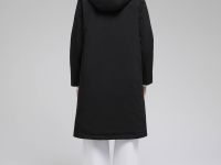 Утепленное пальто с капюшоном