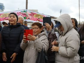 Мясо, рыба, овощи, ягоды и хлеб: в Якутске открылась ярмарка местных производителей «Продовольствие-2026»