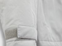 Утепленная куртка с капюшоном