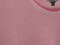 Футболка прямого силуэта с контрастной отделкой