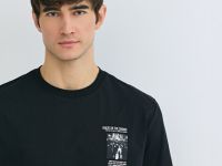 Футболка с принтом, Черный