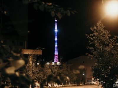 Телебашня Якутска засияет цветами триколора в День флага России