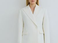 Приталенный двубортный жакет, Белый