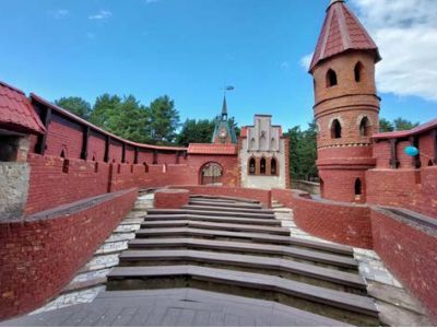 Амфитеатр «Дюймовочка»