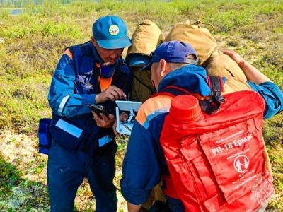 Для защиты населенных пунктов на очаги природных пожаров в Якутии слили 135 тонн воды