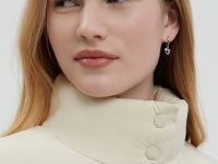 Стеганая куртка приталенного силуэта