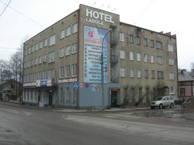 Здание гостиницы (кирпичное)