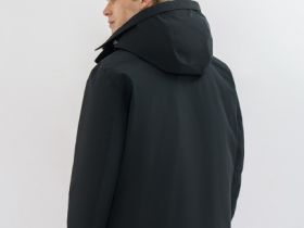 Утеплённая парка с капюшоном, Черный