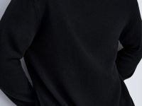 Джемпер прямого силуэта с округлой горловиной