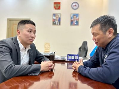 Петр Шамаев провел консультацию для курсанта программы «Якутия – Земля героев»