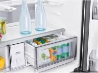 Холодильник Samsung Bespoke AI гибрид с 9-дюймовым дисплеем AI Home RF9000 белый