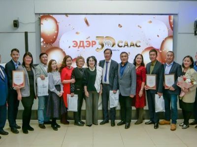 Газета «Эдэр саас» отметила 30-летие