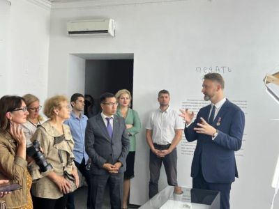 Во Владивостоке открылась уникальная выставка, посвящённая 100-летию ЯАССР