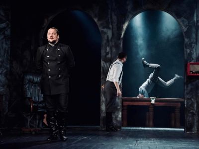 Билеты на Сын (Камерный театр) / Театр | Афиша | ИнфоТаймс