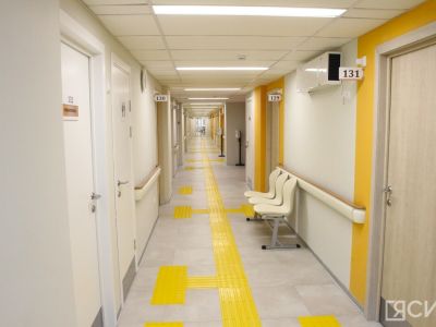 Более 1200 специалистов трудоустроены в больницы Якутии с начала года