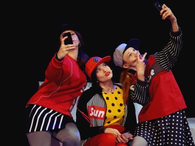 Билеты на Фанатка (Живой театр) / Театр | Афиша | ИнфоТаймс