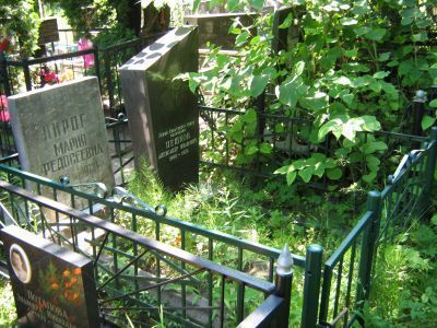 Могила - Пешков Александр Иванович (1908-1976), Герой Советского Союза