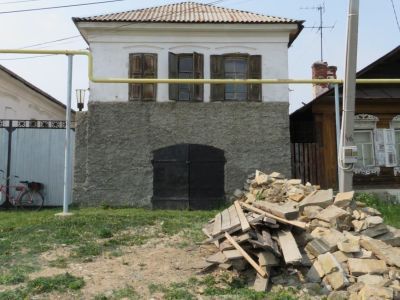 Двухэтажный каменный флигель усадьбы Трутневых (северный)