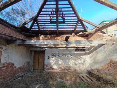 Службы северные с погребами