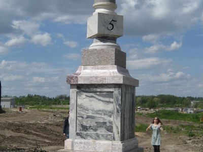 Столбы верстовые (четыре)