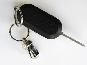 Брелок-капсула с игральными кубиками Acorn Dice Blue Titanium,Lion Steel, Нержавеющая сталь,синий, L/DD TiBL