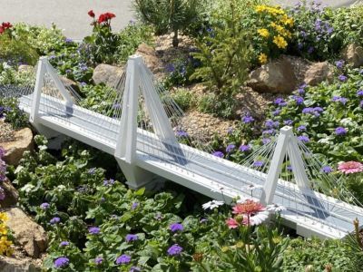 Якутия представила цветочную инсталляцию «Мост в будущее» на выставке «Россия» в Москве