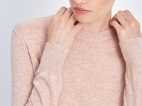 Джемпер прямого силуэта с округлым вырезом