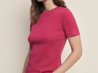 Футболка приталенного силуэта