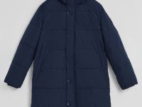 Утепленное пальто с воротником-стойкой