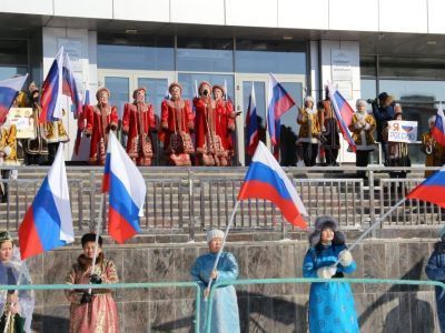 Крымская весна: 18 марта прошел митинг-концерт на площади Ленина