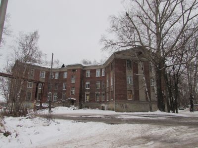 Здание рабочих казарм