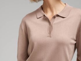 Легкий джемпер-поло прямого кроя