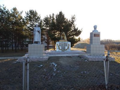 Мемориальный комплекс воинам, погибшим в годы Великой Отечественной войны (1941-1945 гг.)