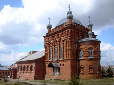 Церковь во имя Михаила Архангела с трапезной и колокольней