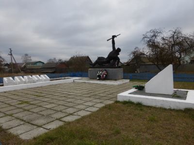 Братская могила советских воинов-освободителей