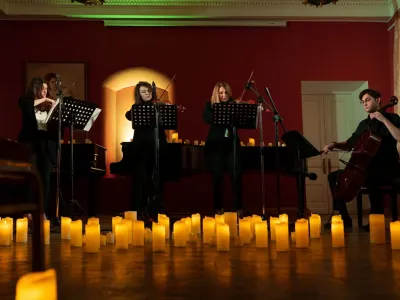 Билеты на Эйнауди. Концерт при свечах / Концерт | Афиша | ИнфоТаймс