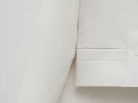 Двубортный укороченный жакет