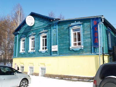 Каменное здание