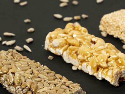 Россияне стали чаще покупать полезные снеки