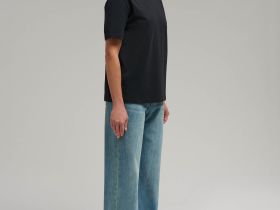 Удлиненная футболка прямого кроя