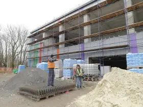 Юрий Трутнев проверил ход восстановительных работ на подшефных Дальнему Востоку территориях ДНР